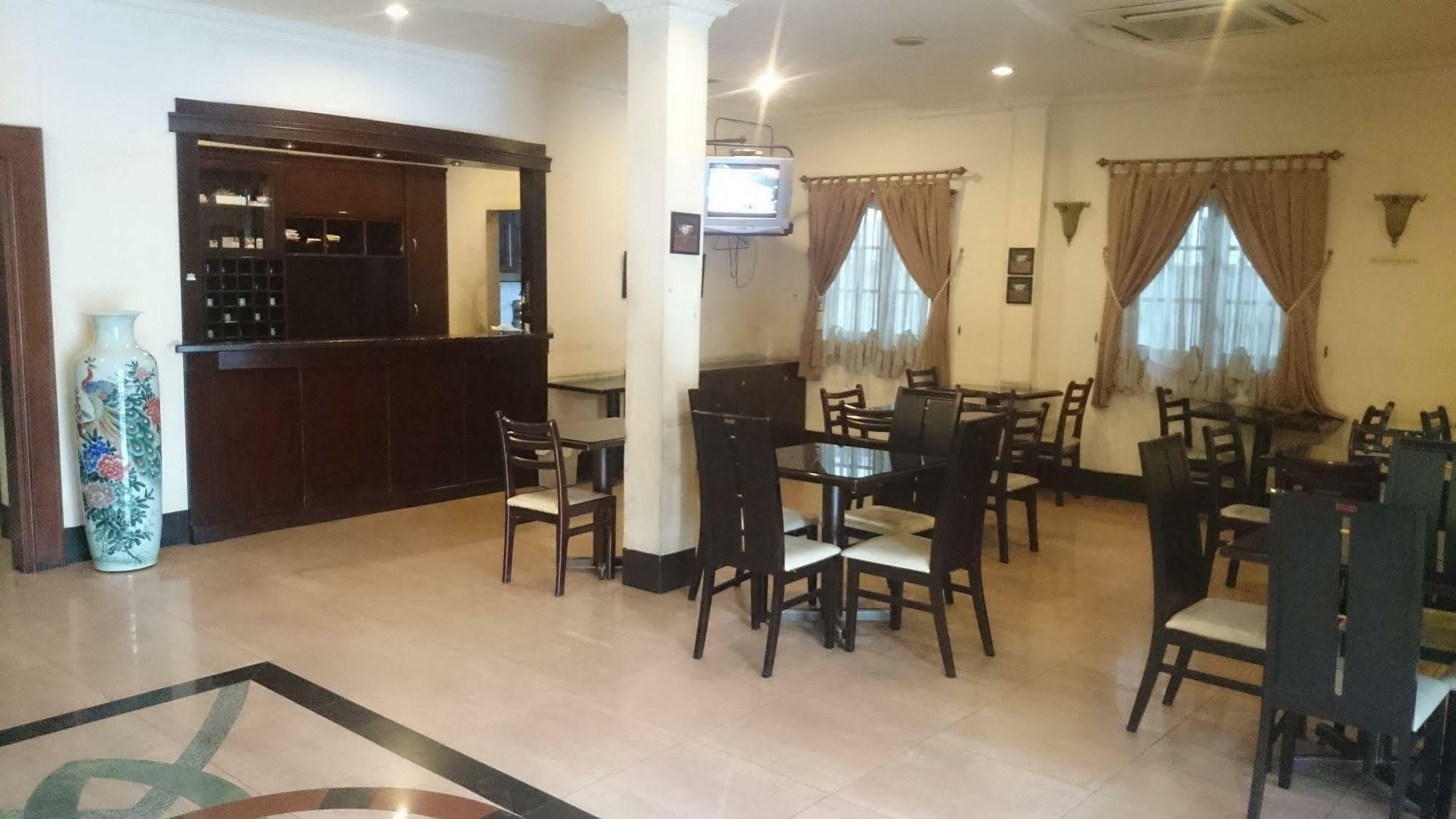 Hotel Citi International Palang Merah Medan Eksteriør billede